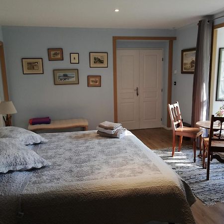 Bed and Breakfast Le Domaine Des Platanes Bourg-Charente Esterno foto