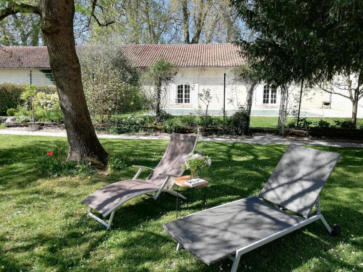 Bed and Breakfast Le Domaine Des Platanes Bourg-Charente Esterno foto